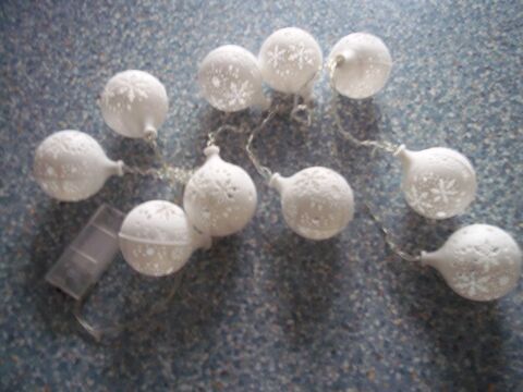 LOT DE LUMINAIRE NOEL ? CLOCHES, FIBRE ET BOULES 15 Toulouse (31)