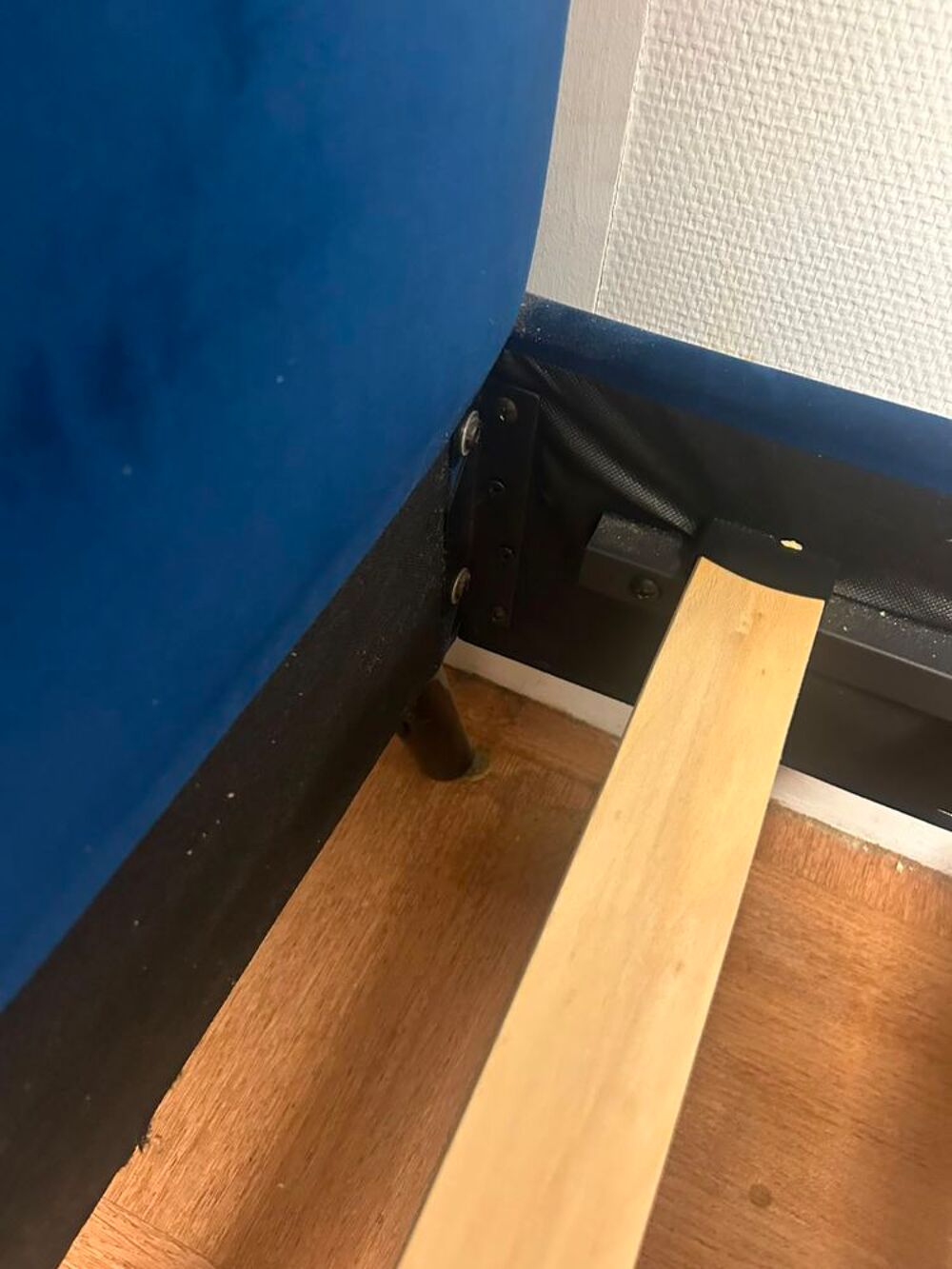 2 lits 100&times;200 (sans les matelas) Meubles