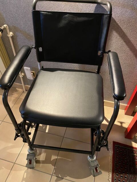 Fauteuil de transfert en excellent tat 70 Hettange-Grande (57)