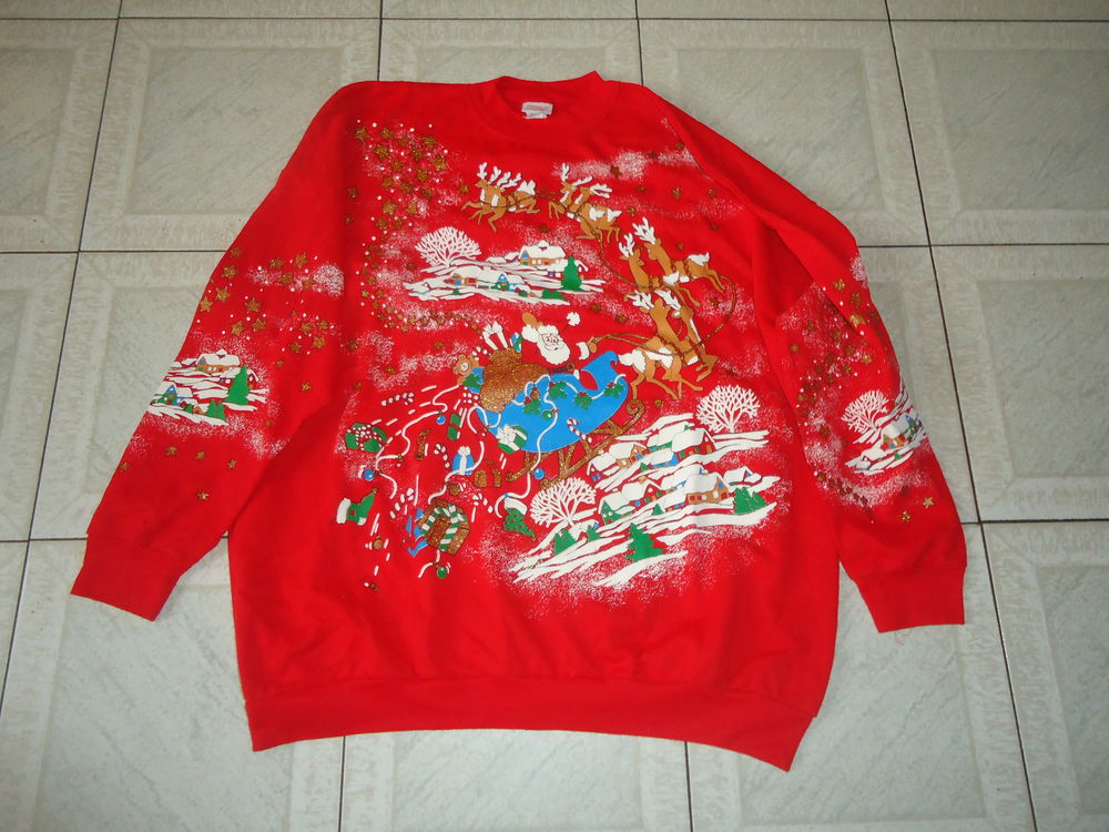 HAUT DE NOEL Vêtements