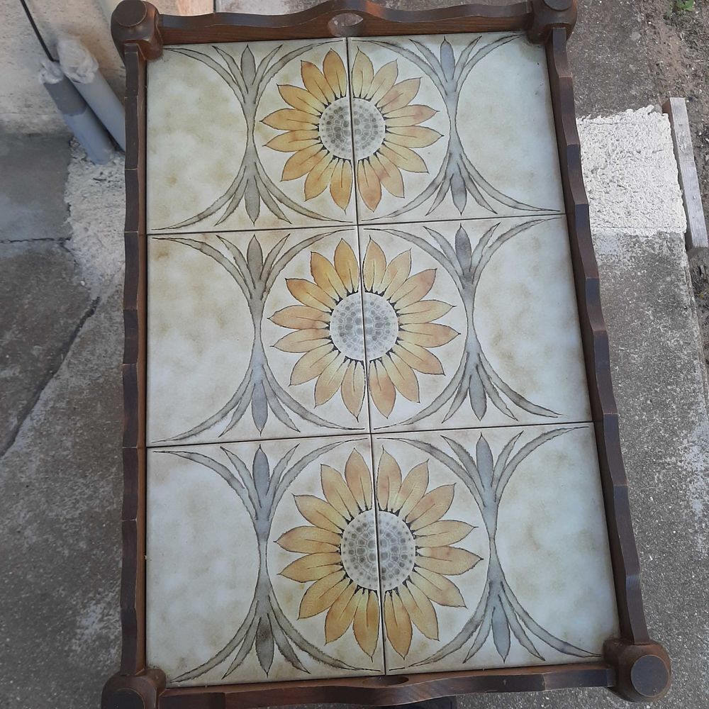 table &agrave; desservir Meubles