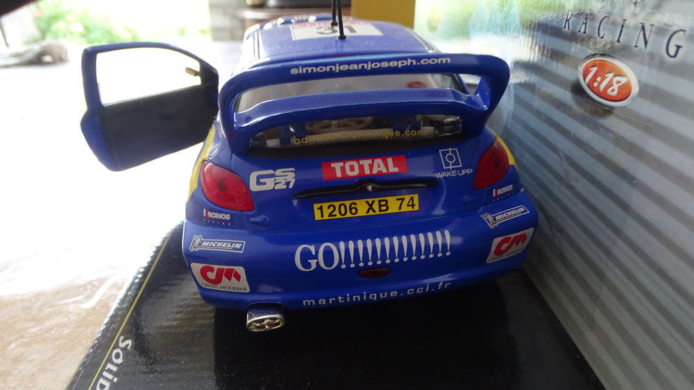 Miniatures 1/18 PEUGEOT 206 WRC de chez SOLIDO Jeux / jouets