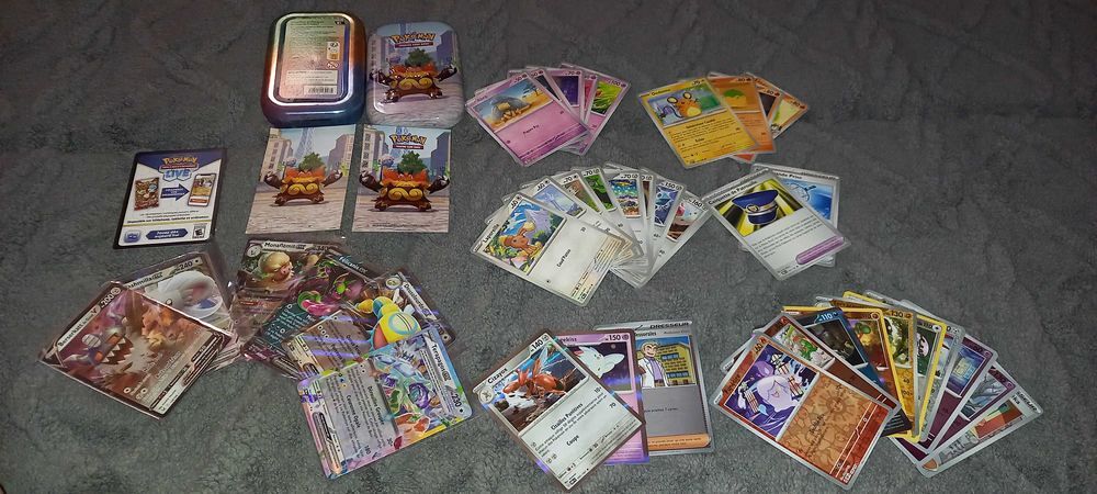 Mini tin illumis roitiflam pokemon 