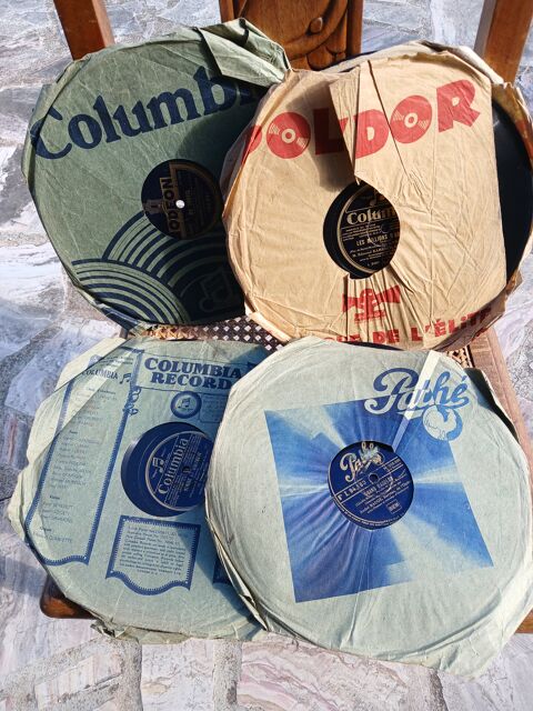 lot de disques  78 tours  25 Vendeuvre-du-Poitou (86)