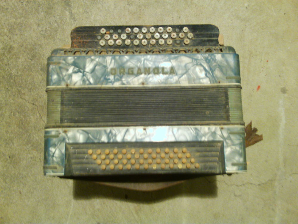 ACCORDEON DIATONIQUE Instruments de musique