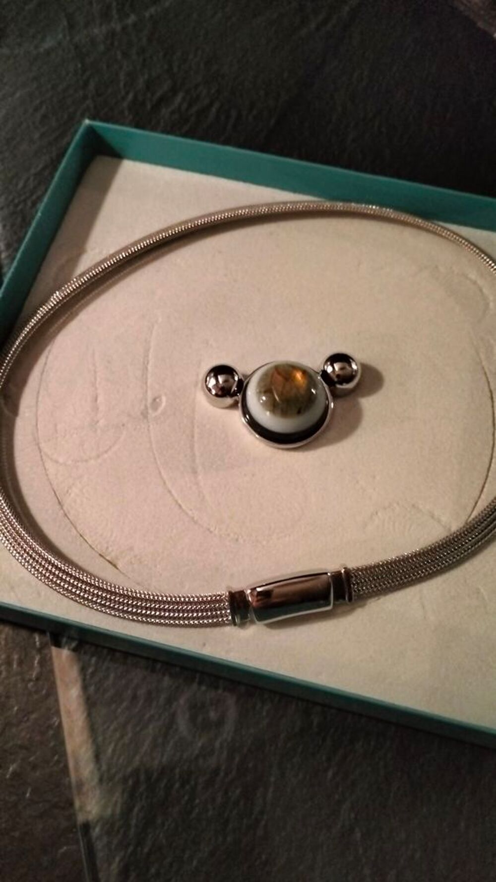 Collier Bijoux et montres