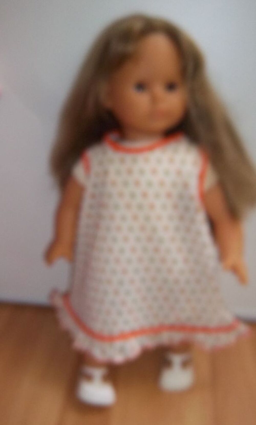 Robe ancienne poup&eacute;e polyamide Jeux / jouets