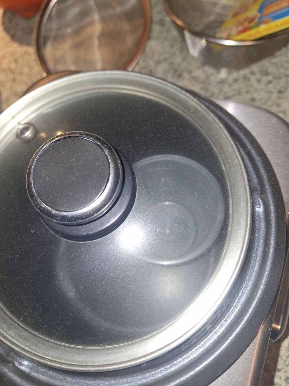 Cuiseur de riz, c&eacute;r&eacute;ales, p&acirc;tes ; sans panier vapeur
Electrom�nager