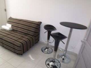  Appartement à louer 1 pièce 14 m² Toulon