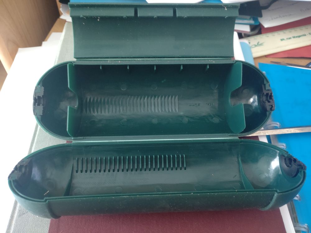 Bo&icirc;tier de protection &eacute;tanche pour prise &eacute;lectrique ext&eacute;rieu Bricolage