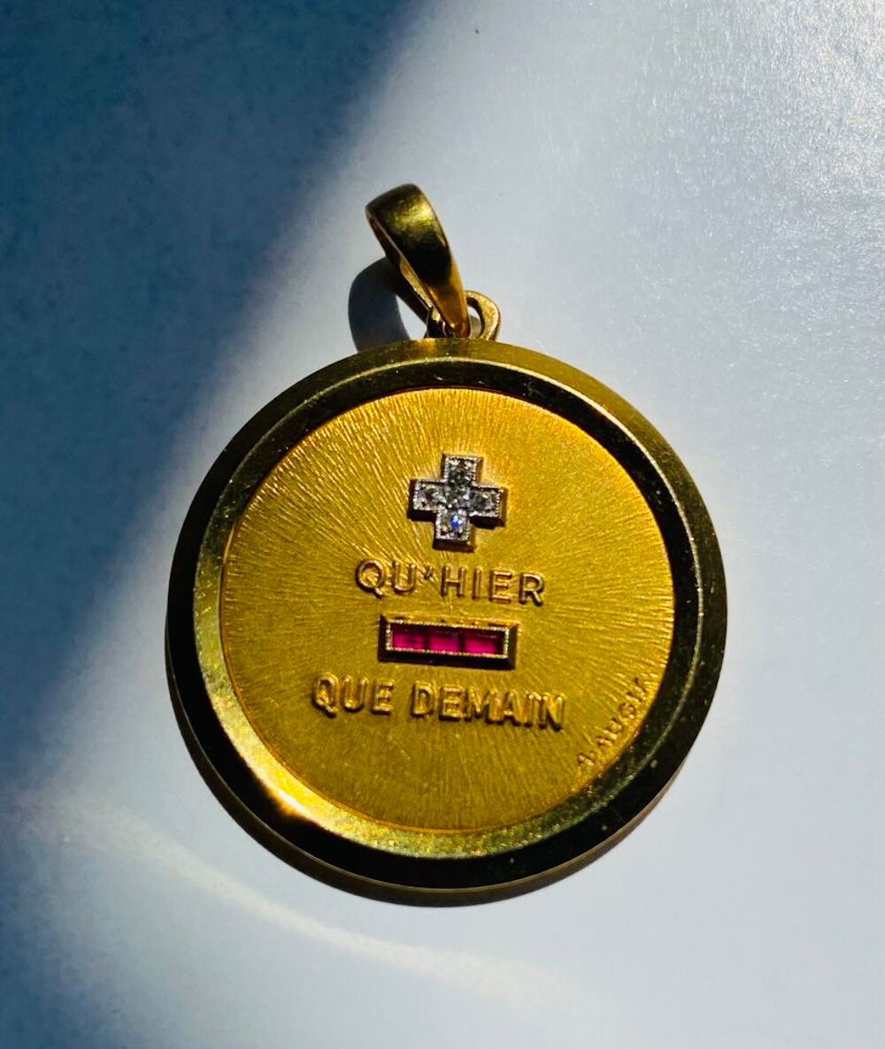 M&eacute;daille d'Amour Bijoux et montres