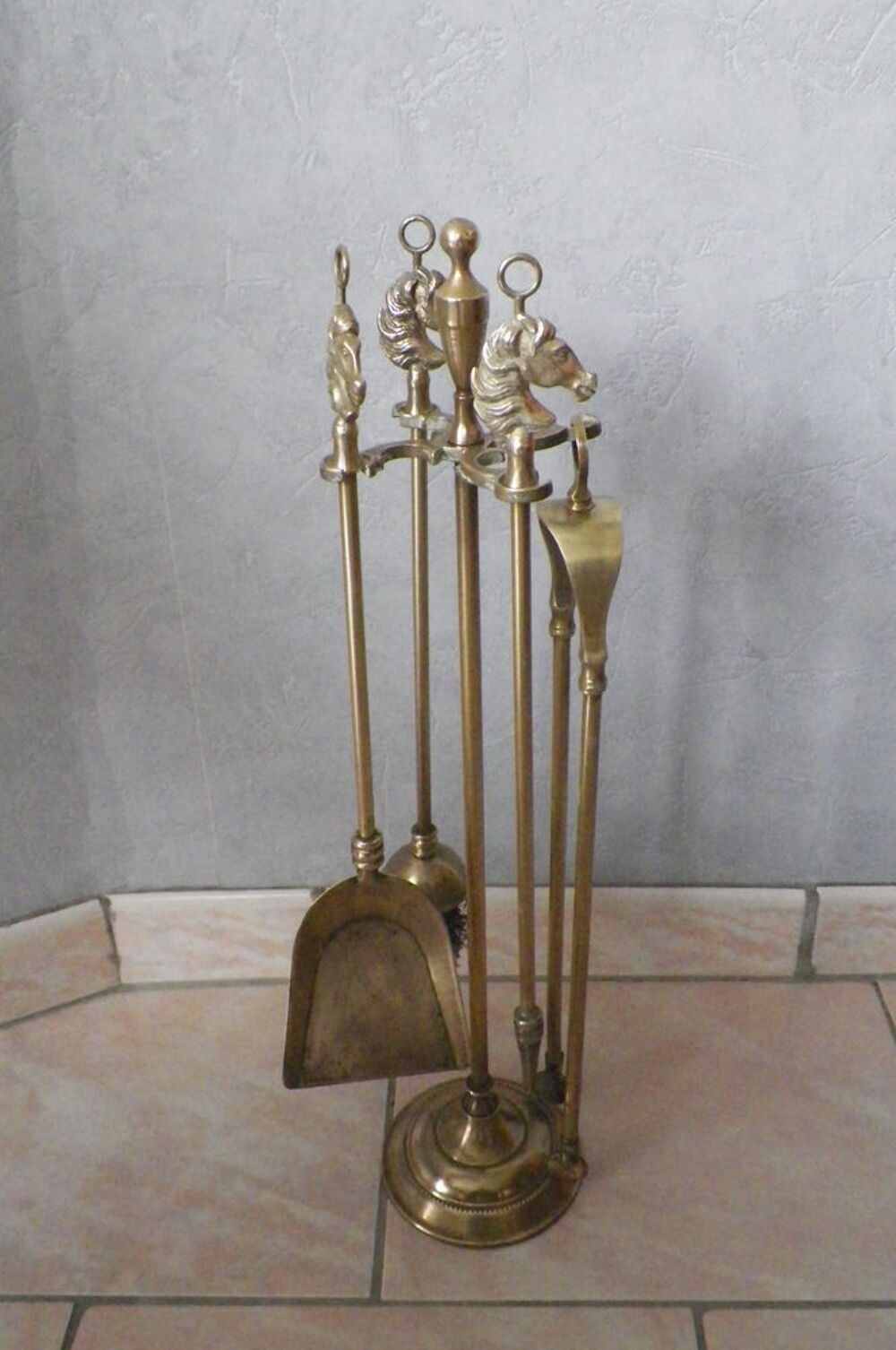 N&eacute;cessaire de cheminee en laiton Décoration