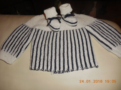 brassiere et ces chaussons laine synth�tique 6 S�te (34)