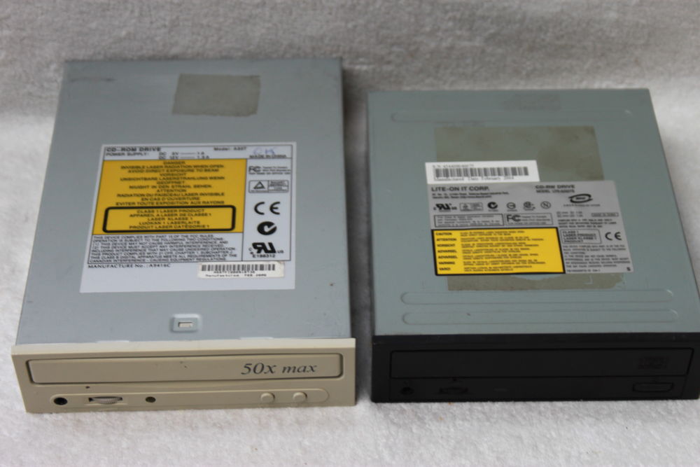 Lecteur CD-DVD interne pour PC Matériel informatique