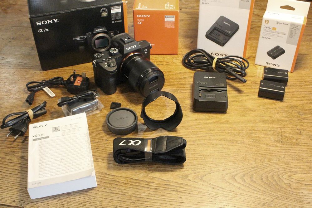 Sony A7 III + objectif FE 35 mm f/1,8 Photos/Video/TV