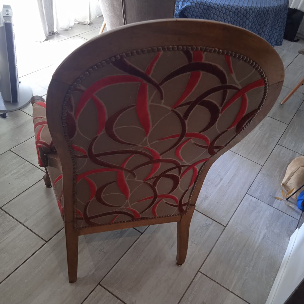 Voltaire bois massif avec cremaillere relook&eacute; tissus rouge Meubles