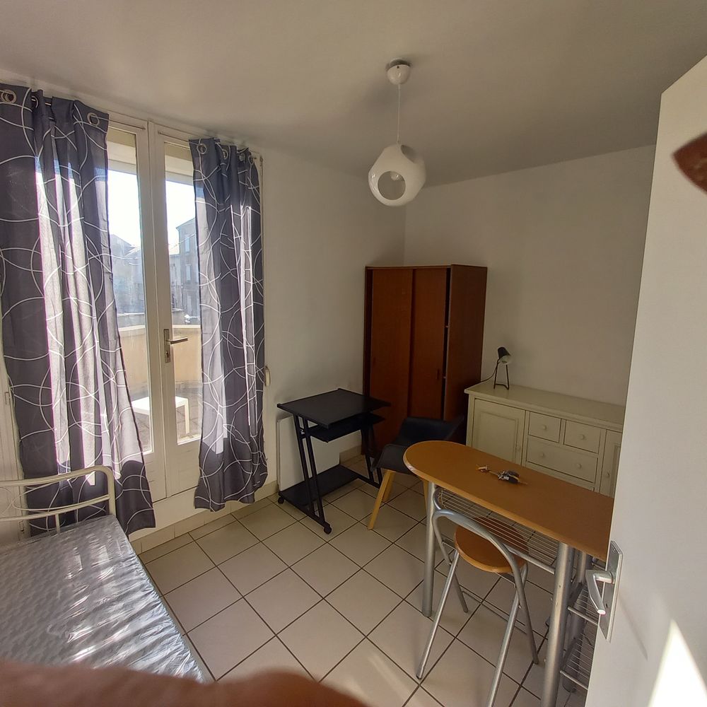 Location Chambre CHAMBRE MEUBLEE ETUDIANT(E) Reims