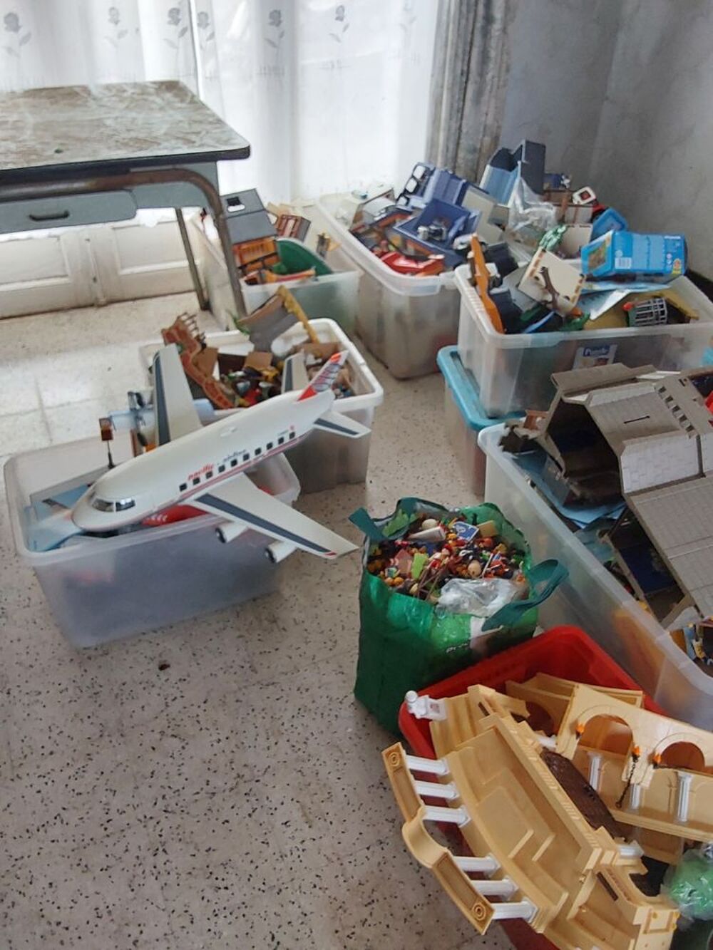 tr&egrave;s gros lots de playmobil Jeux / jouets