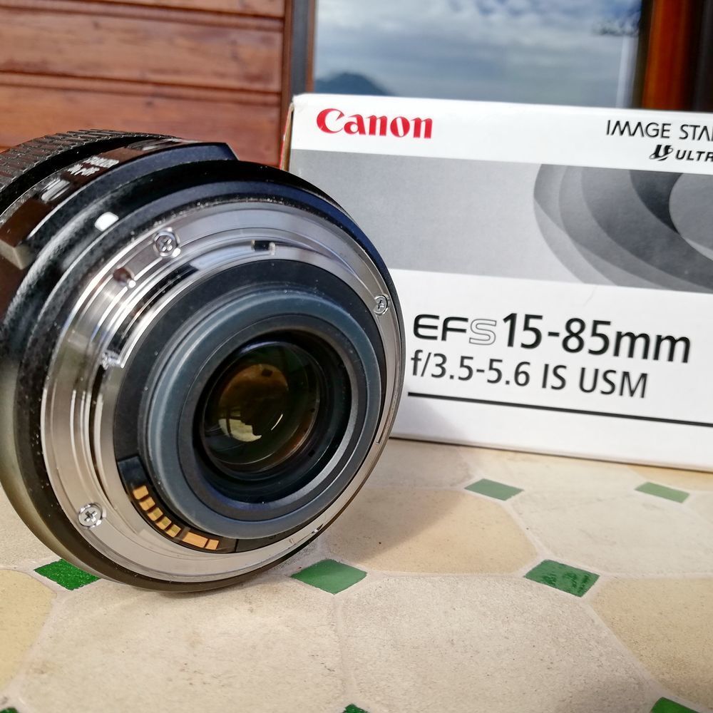 Objectif CANON EF-S IS USM 15-85 mm Photos/Video/TV