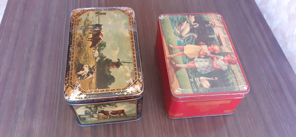 2 BOITES ANCIENNES EN METAL 