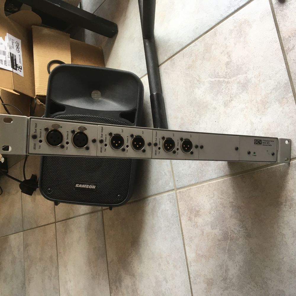 splitter Audio UEF 4 SCV Audio Audio et hifi