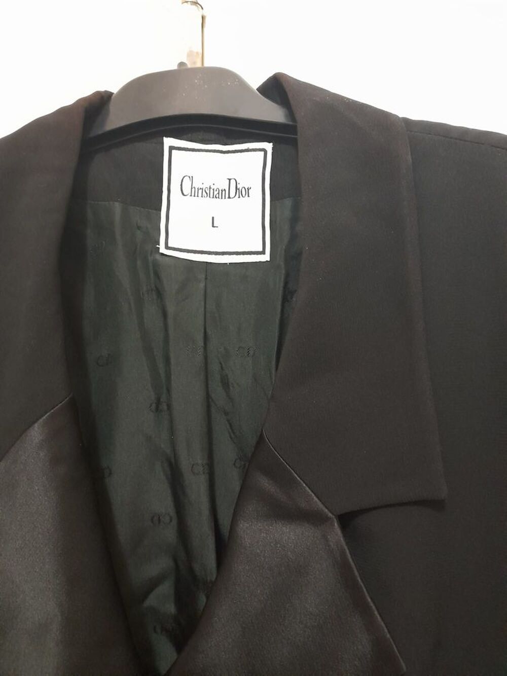 V&ecirc;tements de marque Vêtements
