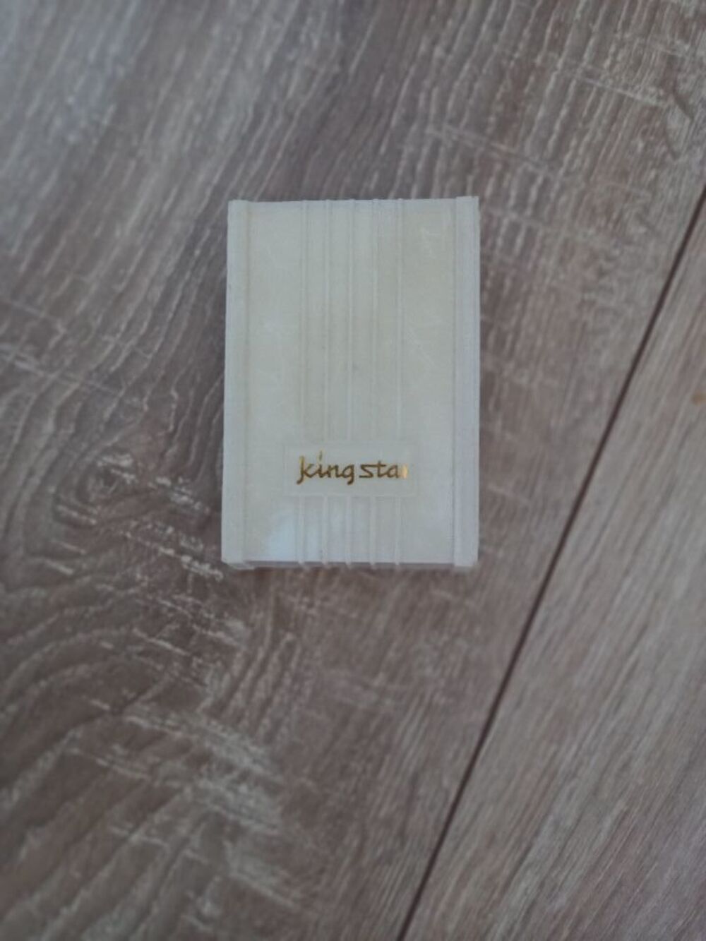 
Briquet argent&eacute; marque Kingstar neuf 