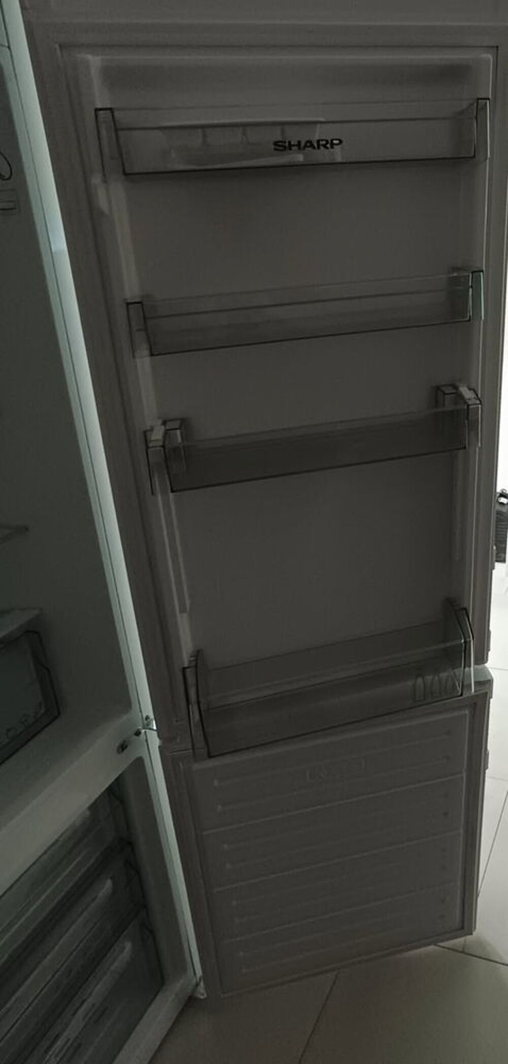 Frigo sharp blanc Electroménager