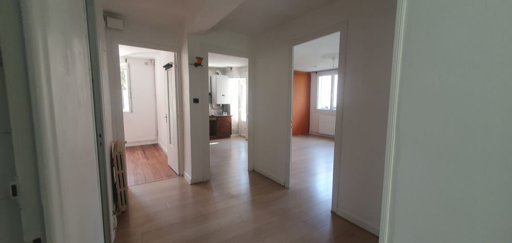 Location Appartement T 4 dans villa à CORENC Corenc
