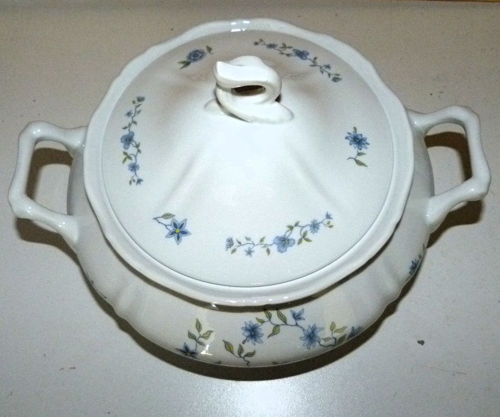 soupi&egrave;re Porcelaine FD CHAUVIGNY 