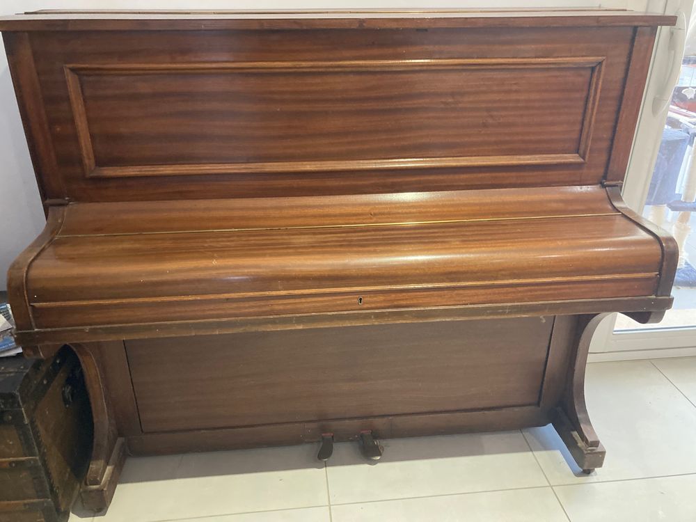 PIANO DROIT Instruments de musique