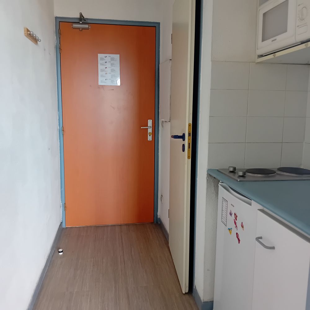 Location Appartement studio meublé à proximité des universités et métro Lyon 7