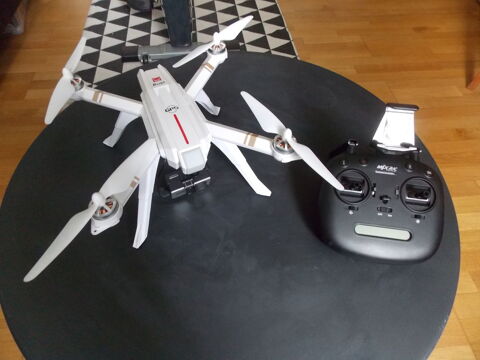 Drone Bugs 3 pro tat neuf  
50 Montivilliers (76)