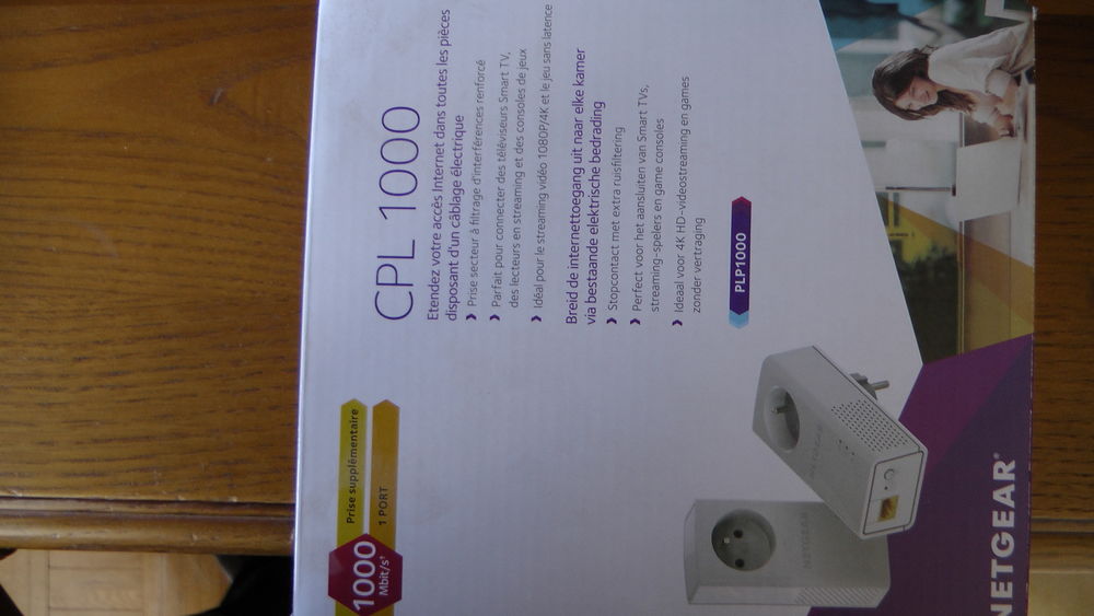 BOITIERS PLUG Matériel informatique