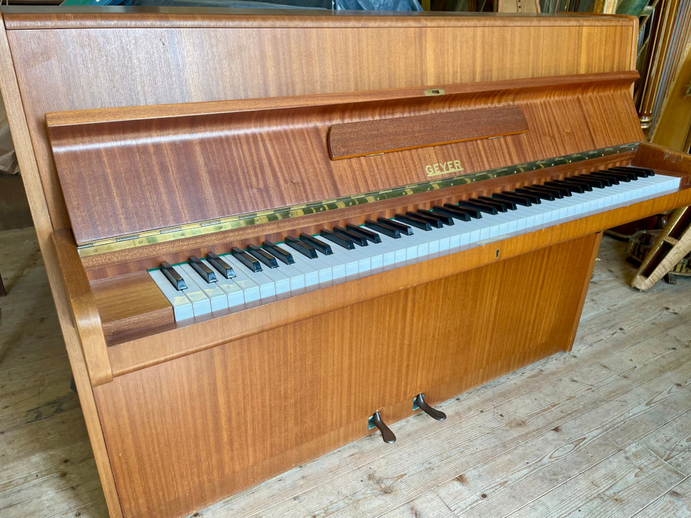 Piano allemand GEYER - Livr&eacute;, r&eacute;vis&eacute;, accord&eacute; Instruments de musique