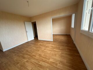  Appartement à louer 4 pièces 64 m²