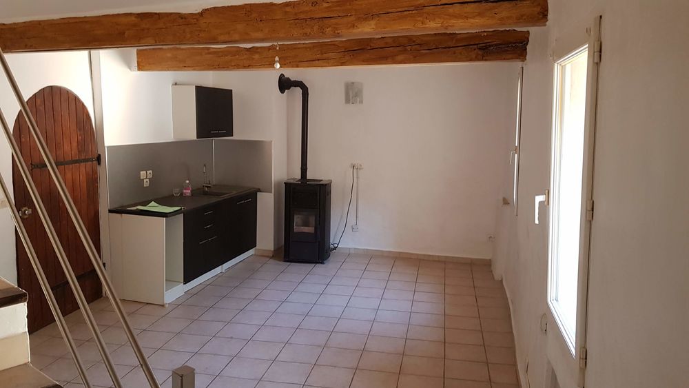 Location Appartement appartement CV les Mees 04190 au calme Les mées