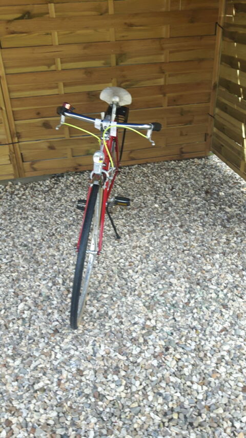 vélo vintage de femme 150 Conches-en-Ouche (27)