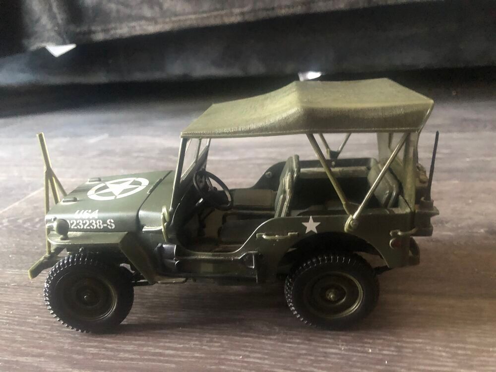 Jepp Willy marque solido echelle 1/18 