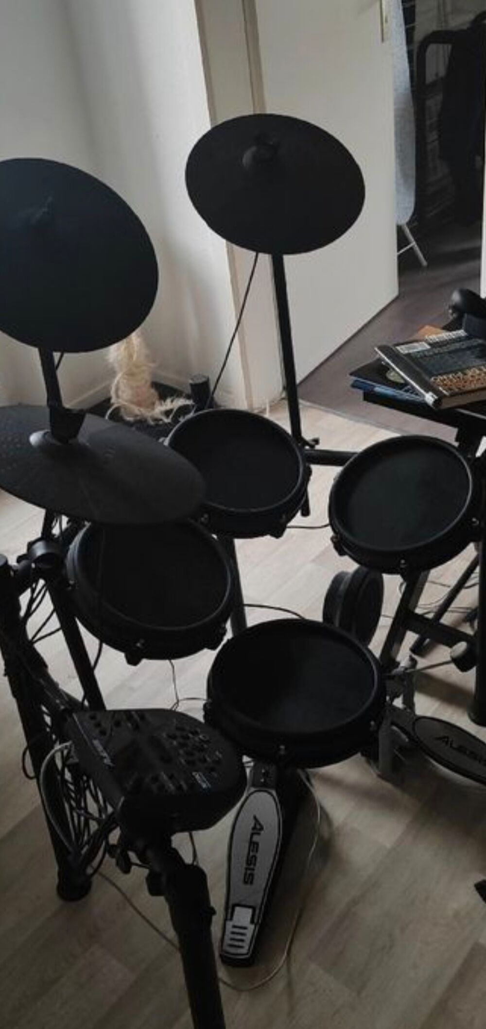 Batterie &eacute;lectronique alesis nitro mesh Instruments de musique