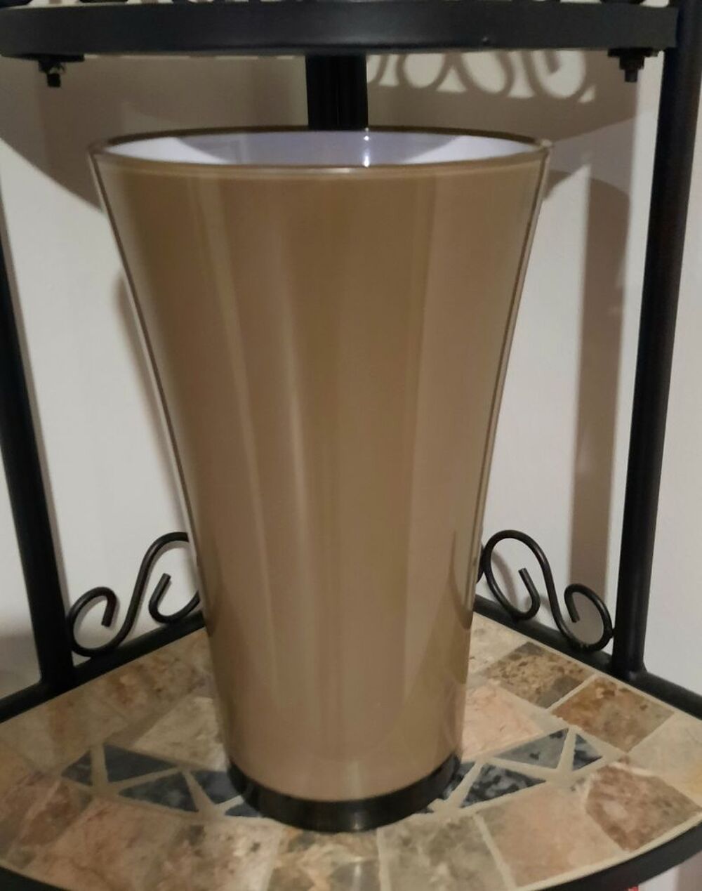 Grand vase fizzy design taupe imitant le verre H 27 cm Dcoration
