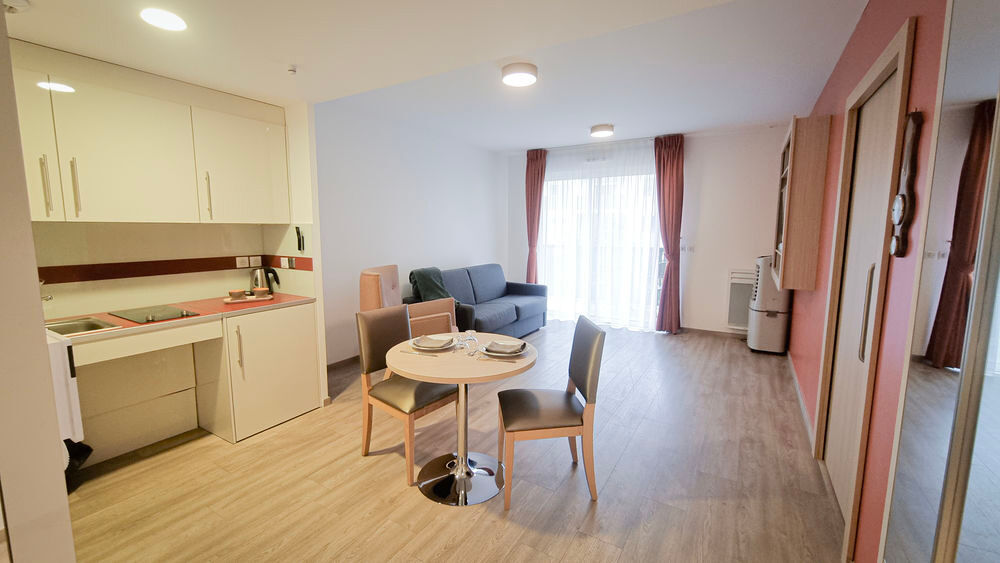 Location Appartement Appartement 1 chambre avec balcon à 5 minutes du cœur de ville Uzès