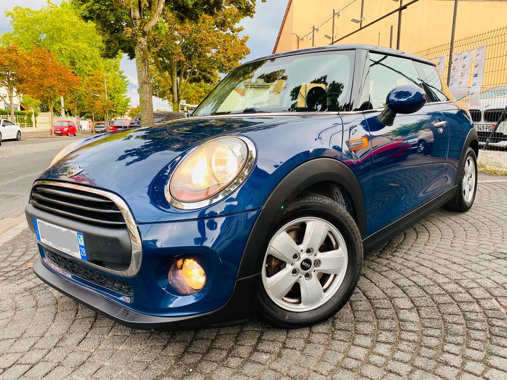 One D cooper one d f56 2015 occasion 78800 Houilles