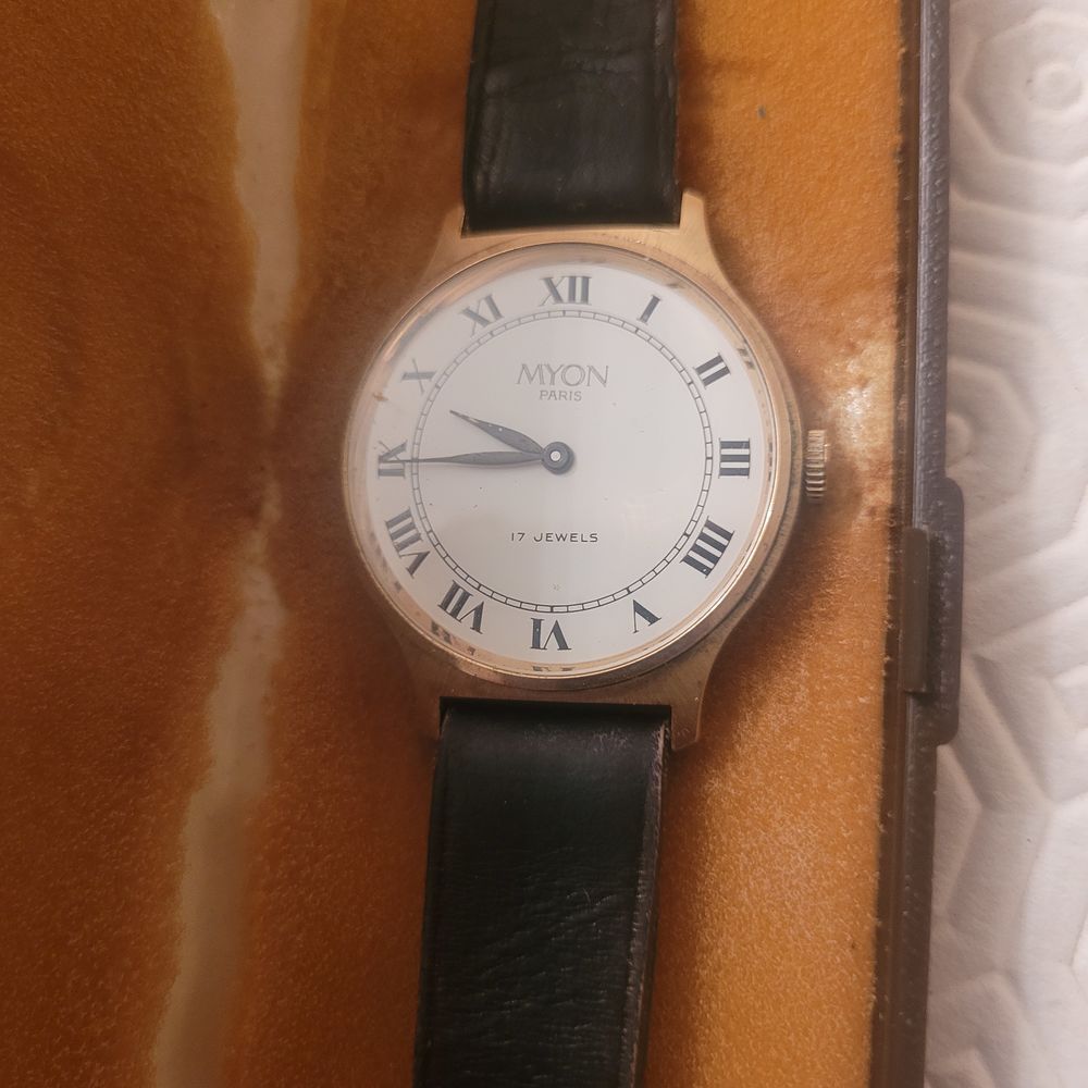 PARURE IVOIRE ANCIENNE / MONTRES ANCIENNES Bijoux et montres