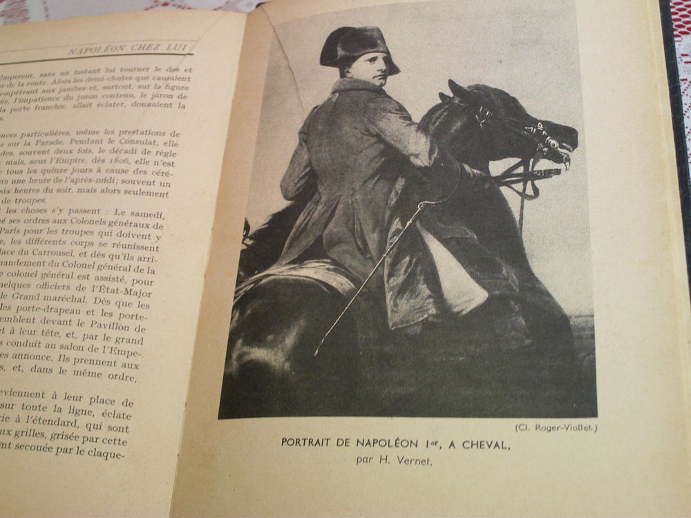 Deux livres anciens 1951 Marie Antoinette - Napol&eacute;on N&deg; 566 