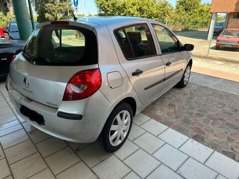 Renault clio 1.9 D Night & Day