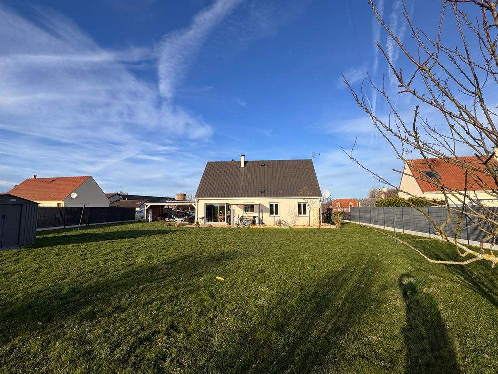 Vente Maison pavillon plain pied dans village calme proche de ham Ollezy