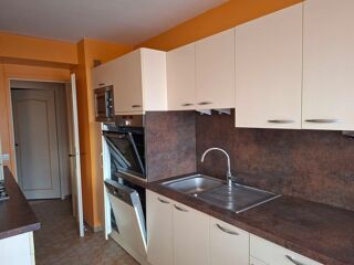 Appartement à louer 4 pièces 90 m²