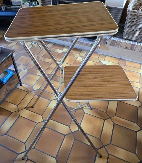 TABLE PROJECTEUR VIDEO / PROJECTEUR DIAPOS 20 La Londe (76)