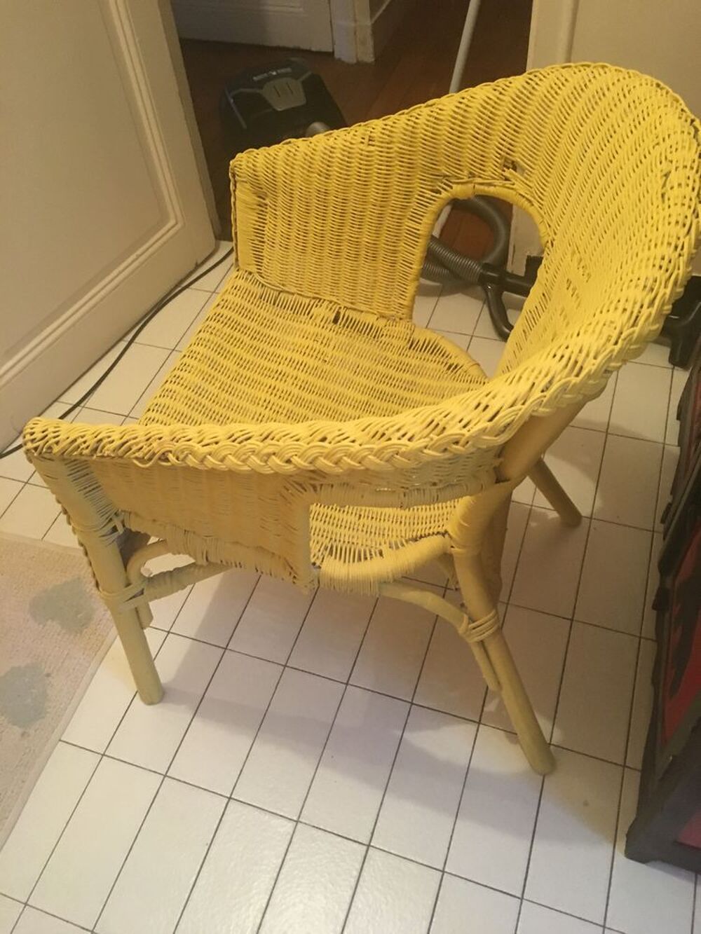Fauteuil en osier jaune Meubles